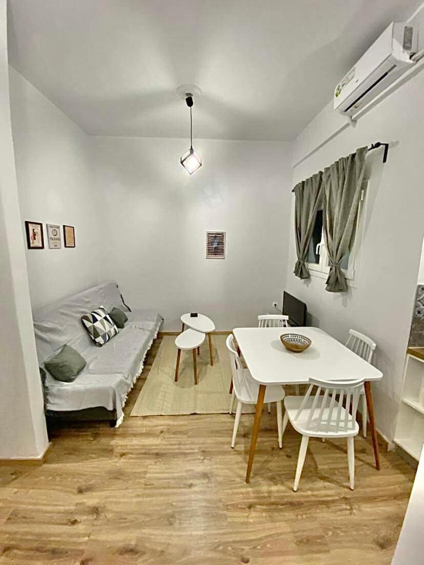 Comfortable Apartment In The City Center Atenas Exterior foto